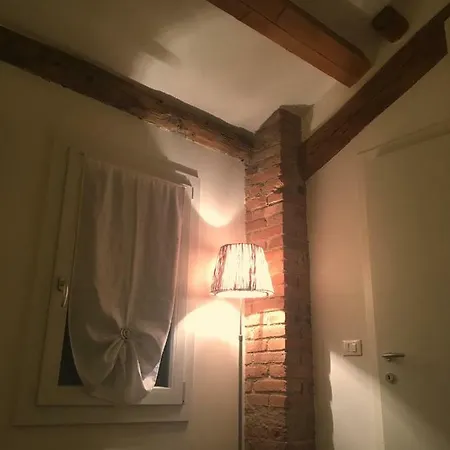 La Lanterna & Guest house *