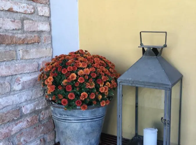 La Lanterna &